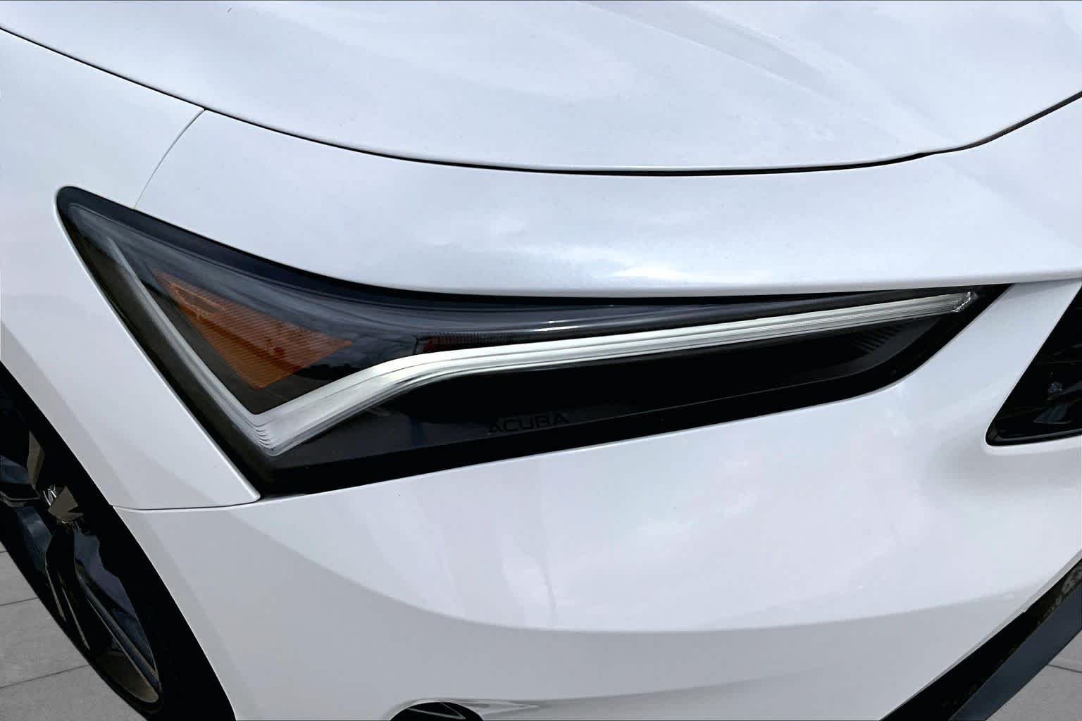 Used 2026 Platinum White Pearl Acura FWD A-Spec with Technology image 27
