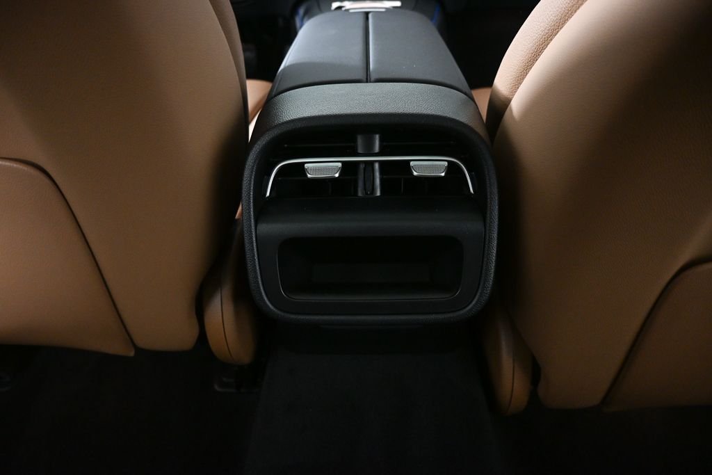 New 2026 Polar White Mercedes-Benz E 450 image 17