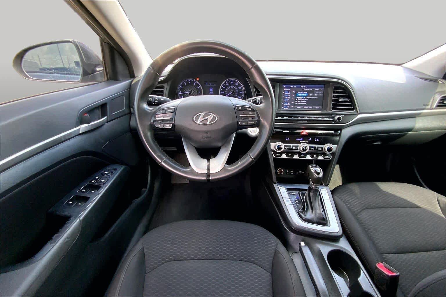 Used 2020 Machine Gray Hyundai Value Edition image 5