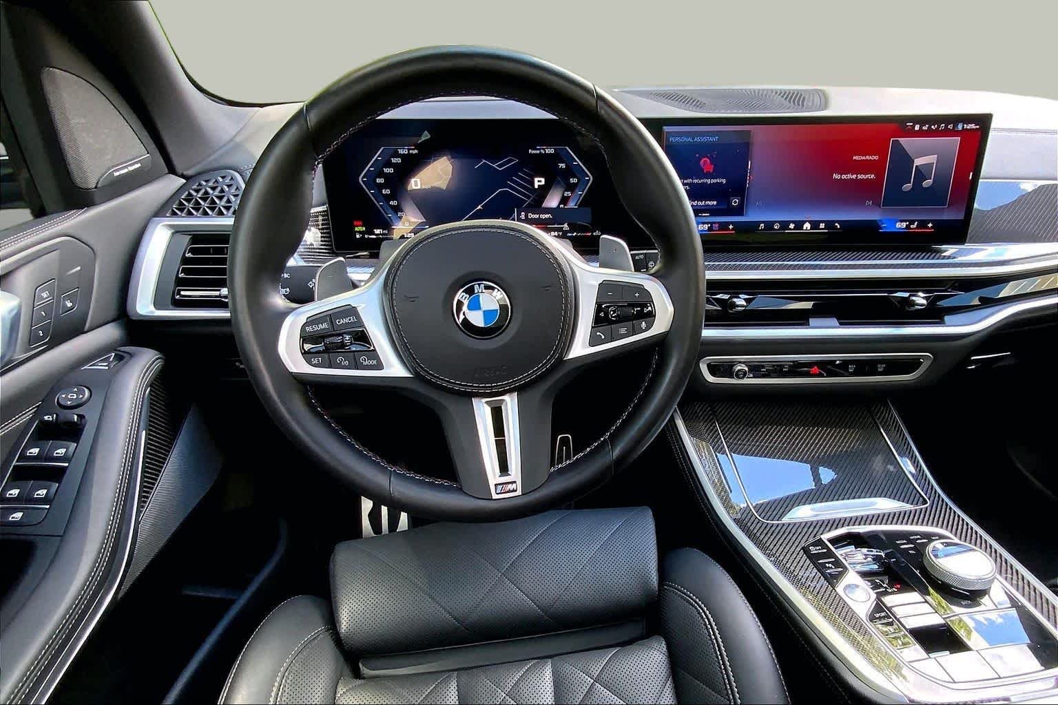 Used 2024 Alpine White BMW M60i image 6