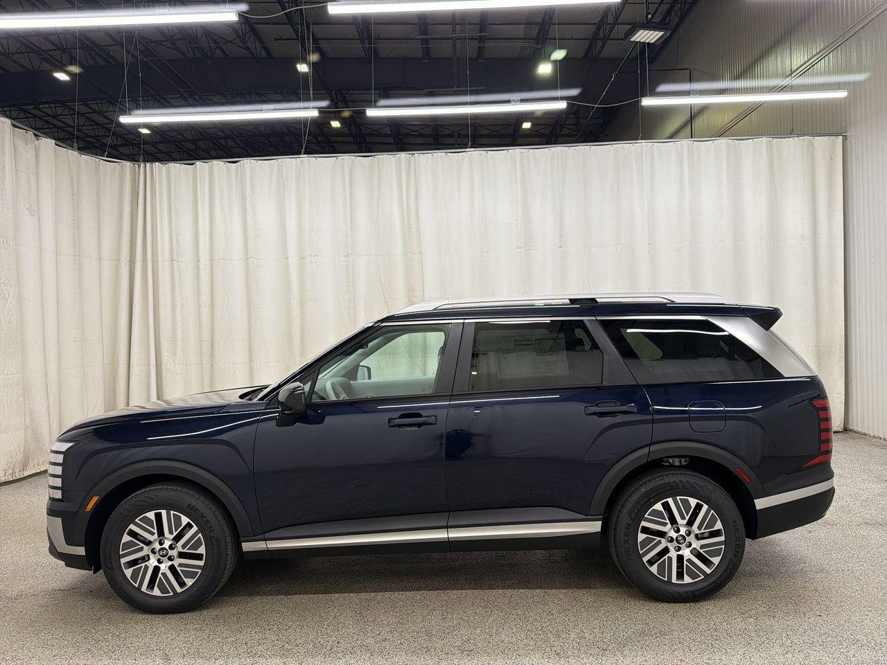 New 2026 Classy Blue Pearl Hyundai SEL 8P image 6