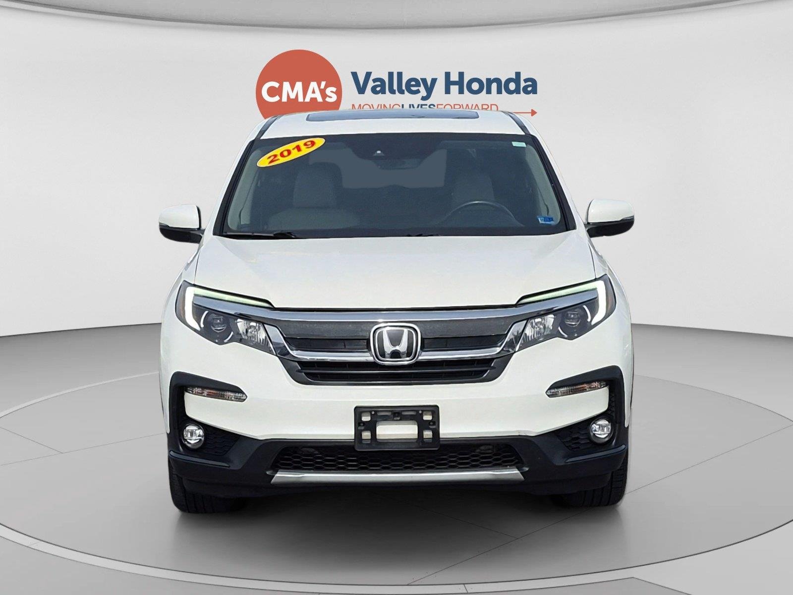 Used 2019 White Diamond Pearl Honda EX-L image 8
