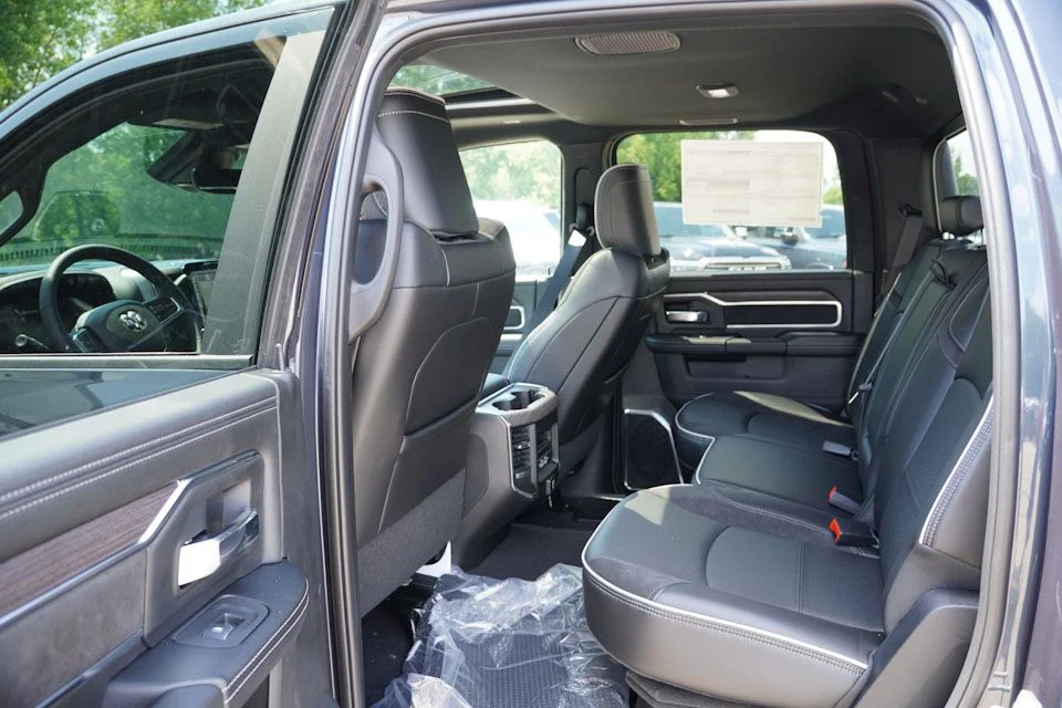 2025 RAM 2500 Laramie - Photo 11