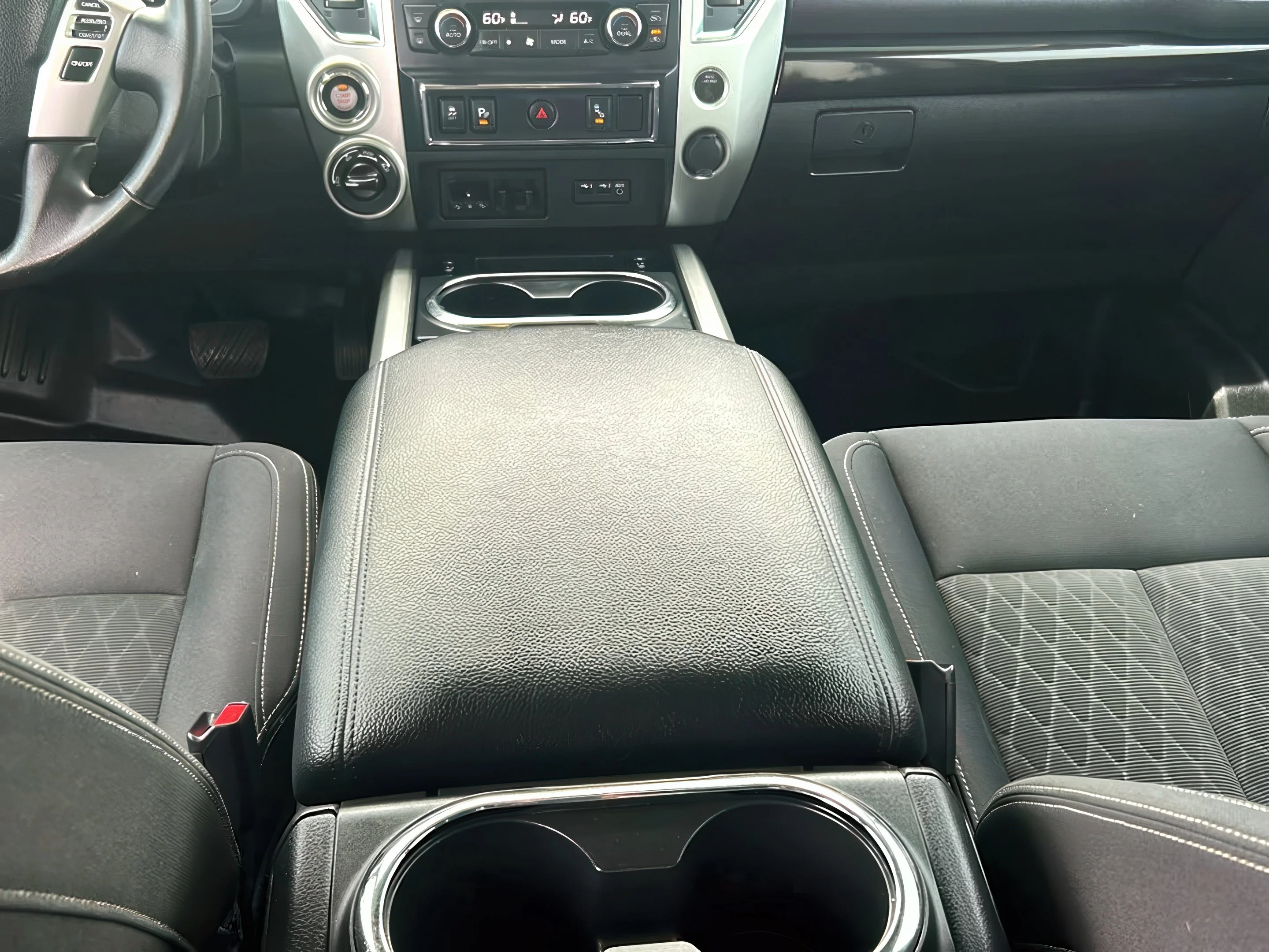 2019 Nissan Titan SV - Photo 35