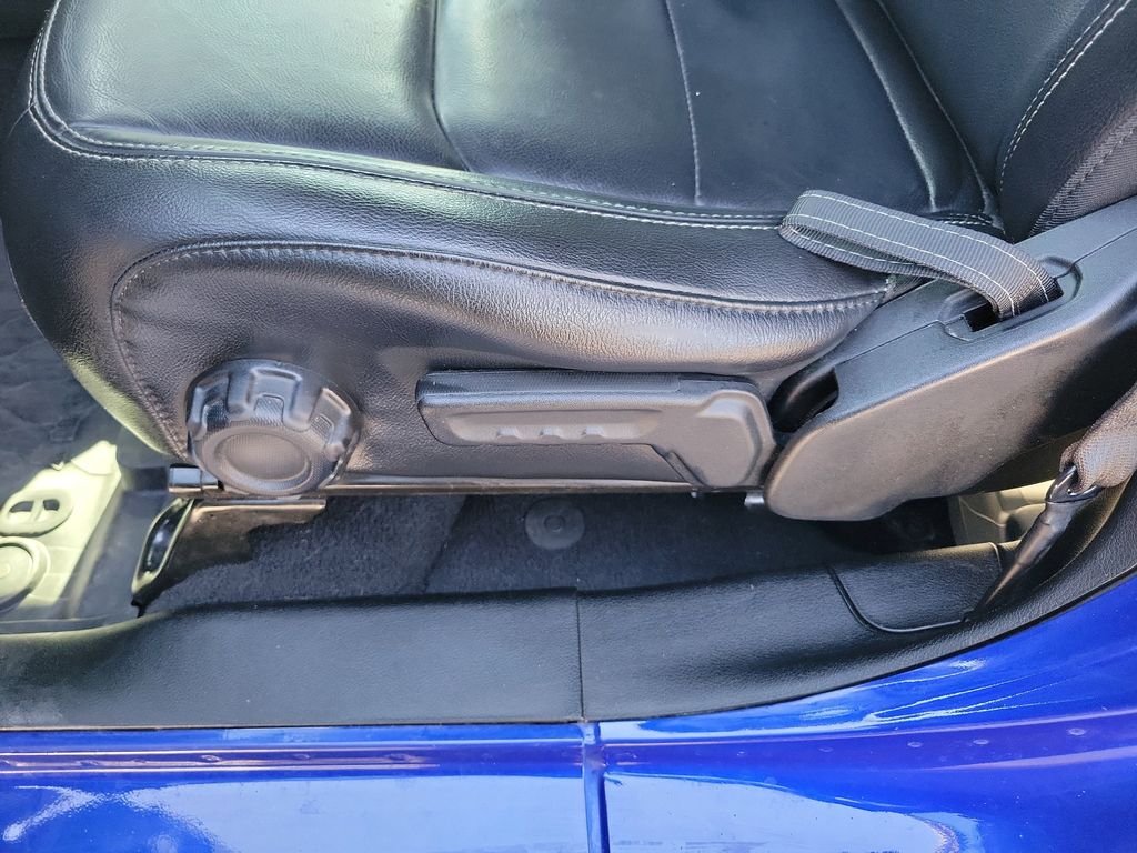 Used 2020 Blue Jeep Unlimited Sahara image 23