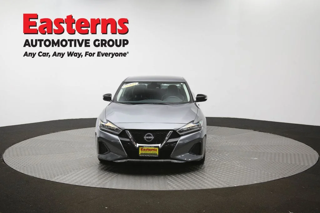 Used 2023 Gray Nissan SV image 53