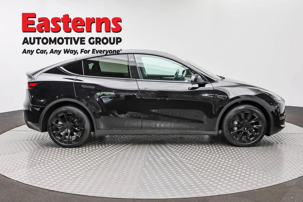Used 2023 Black Tesla Long Range image 4
