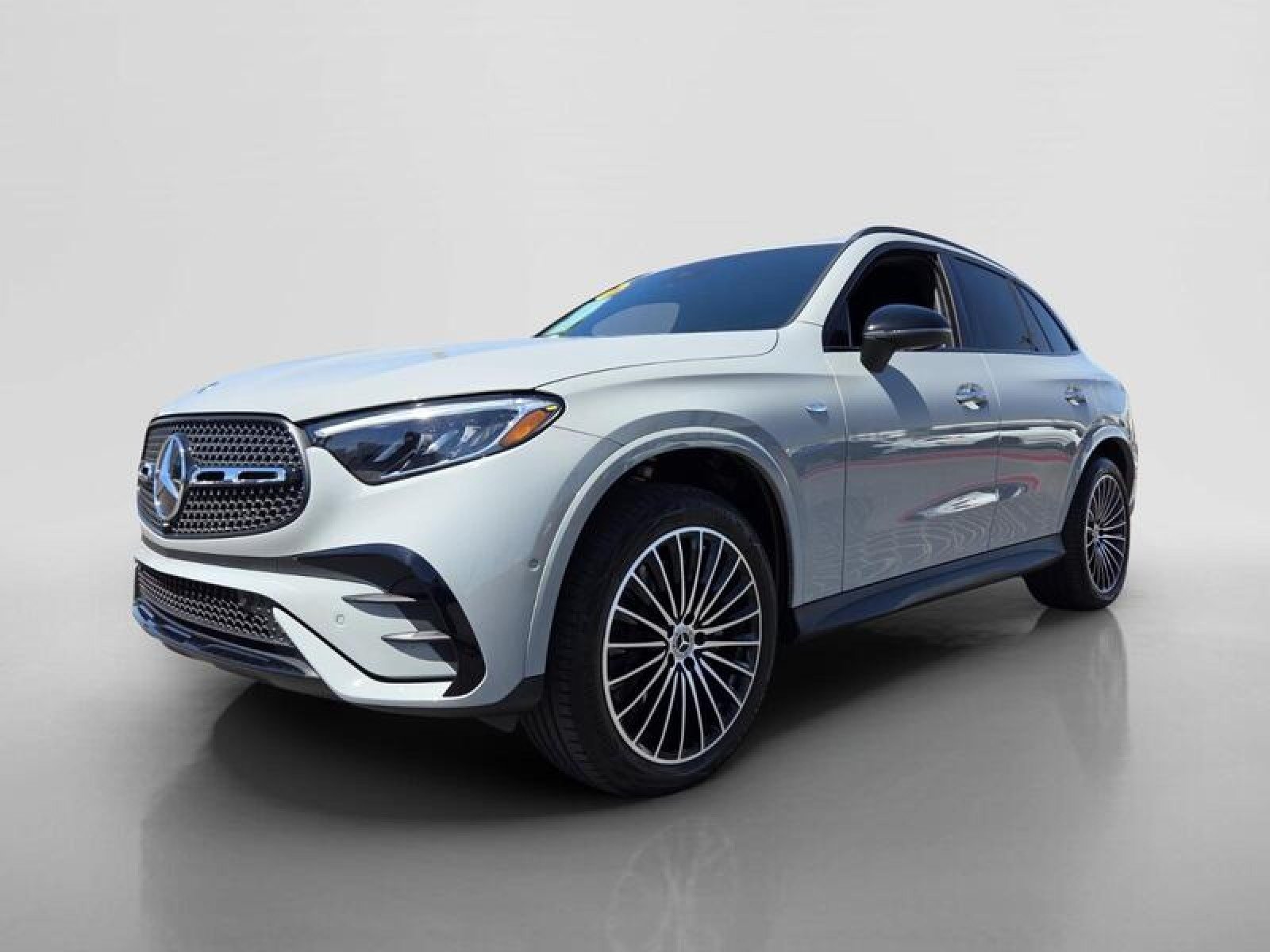 Certified Used 2025 MANUFAKTUR Alpine Grey Mercedes-Benz GLC 350e image 8