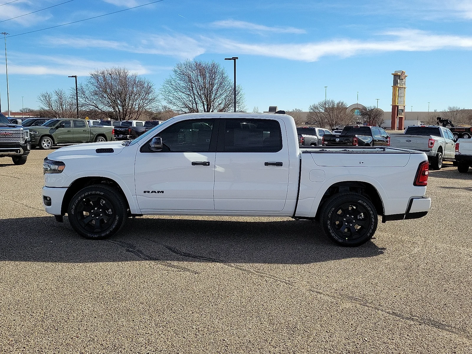 New 2026 PW7 Bright Whit Ram LONE STAR CREW CAB 4X4 5