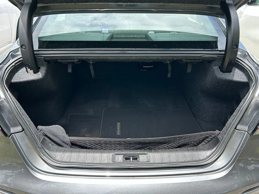 Used 2019 Gun Metallic Nissan 3.5 SV image 50
