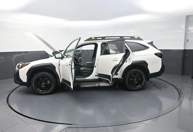 Used 2022 White Subaru Wilderness image 42