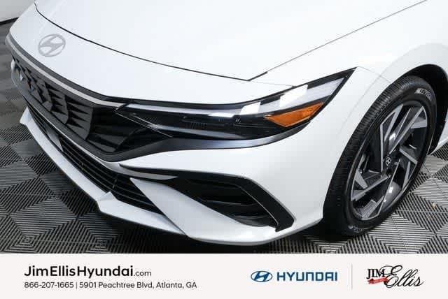 2025 Hyundai Elantra Limited - Photo 74
