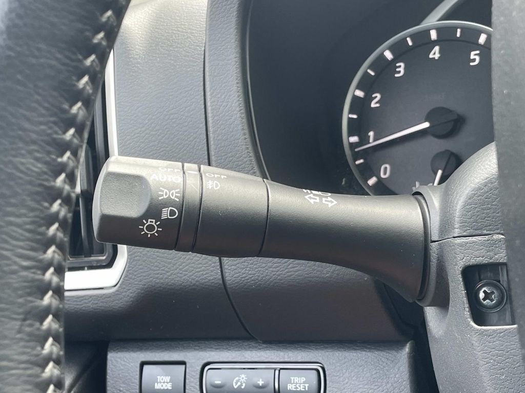 Used 2025 Gray Nissan SV image 22