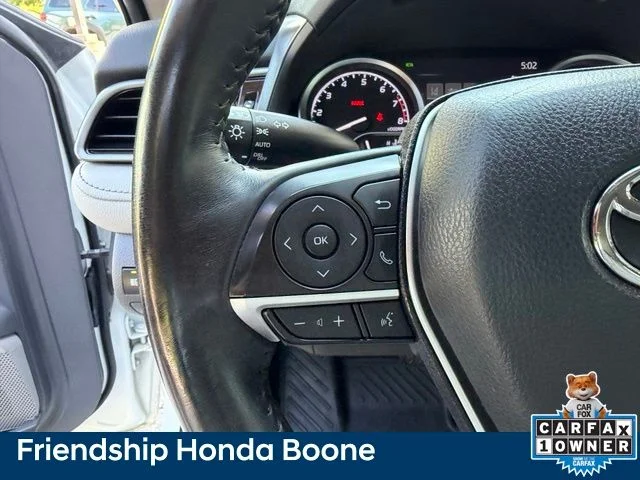 Used 2022 Beige Toyota XLE image 18