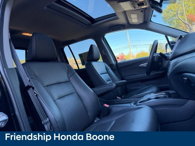 Used 2023 Black Honda RTL image 47