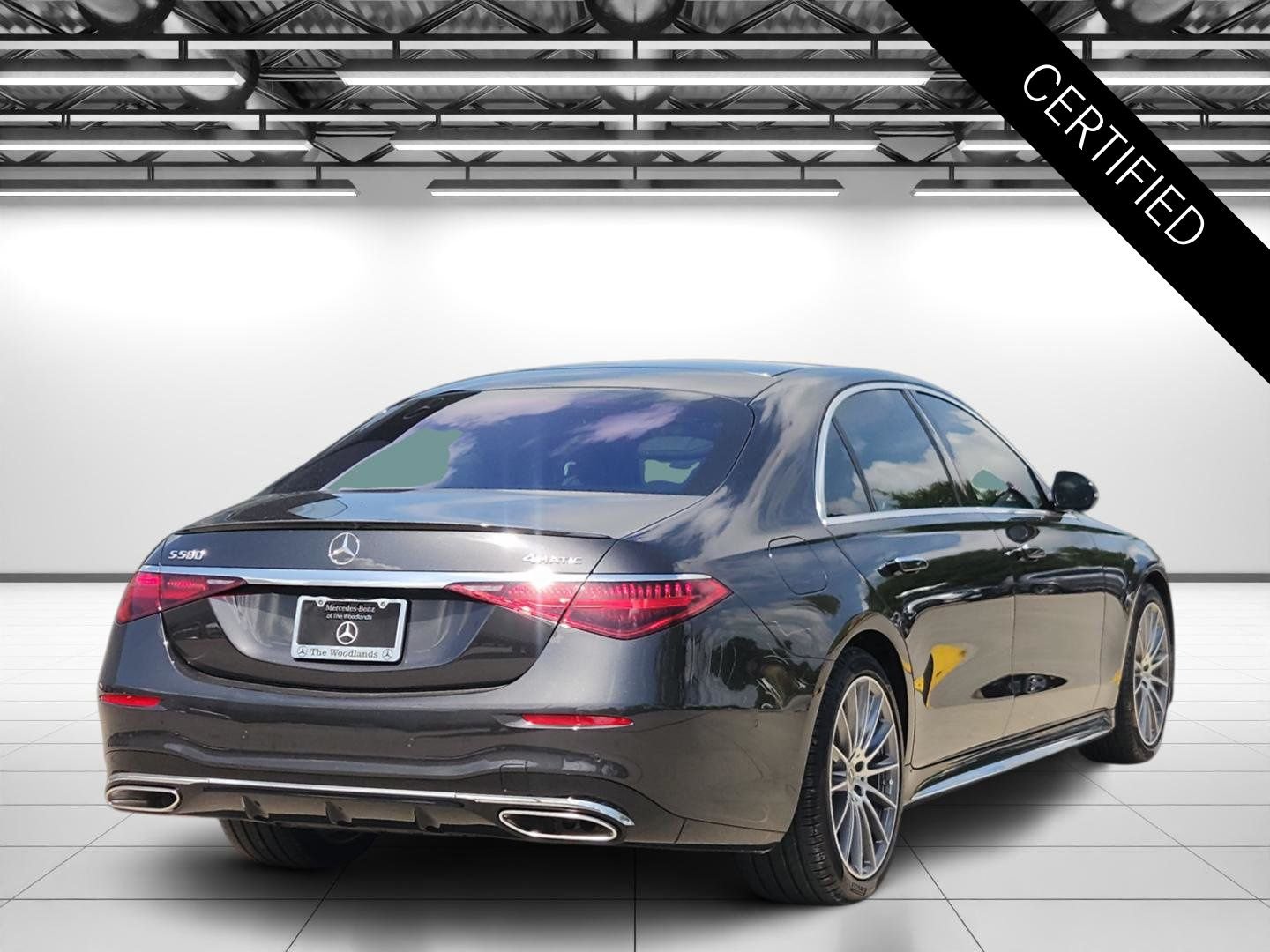 Certified Used 2026 Graphite Gray Metallic Mercedes-Benz S 580 image 7