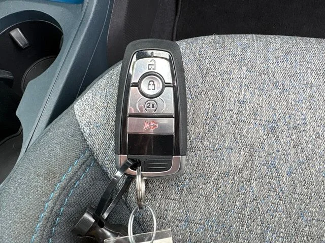 Used 2025 Gray Ford XLT image 22