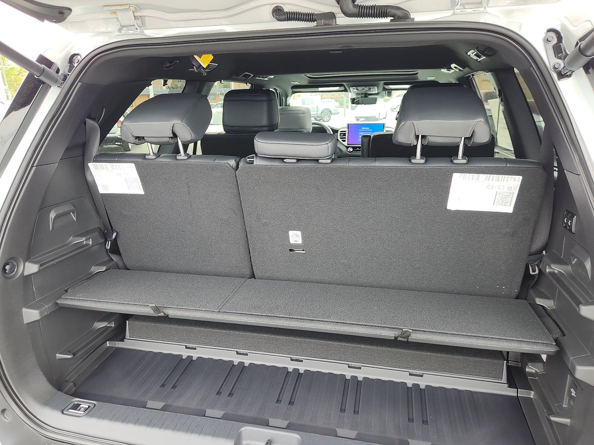 New 2026 Wind Chill Pearl <sup>1</sup> Toyota  Platinum image 28
