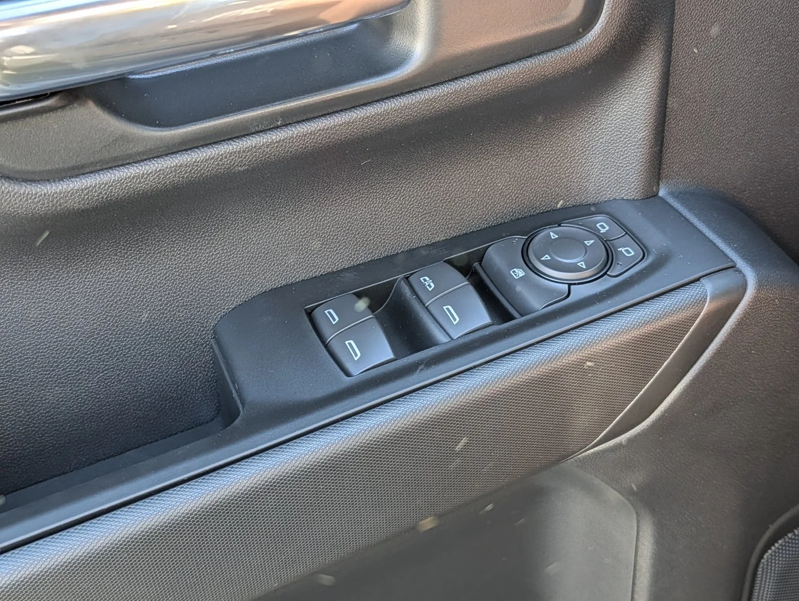 2026 GMC Sierra 1500 Pro - Photo 14