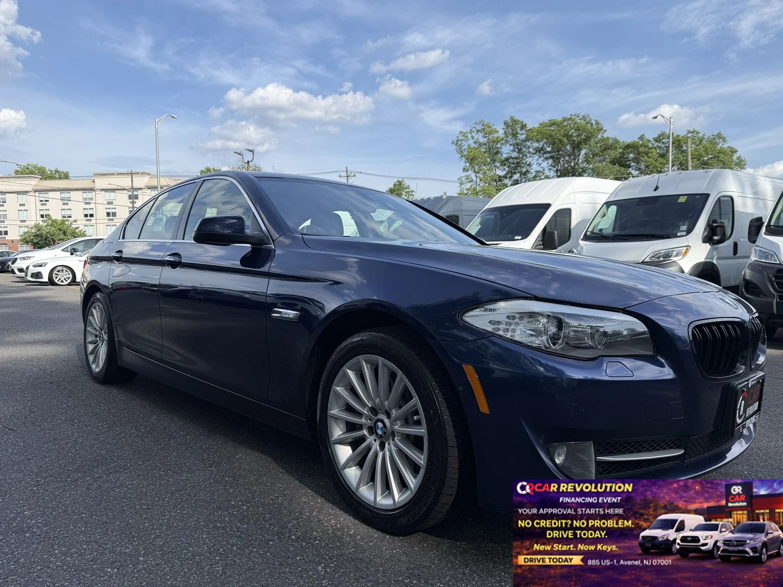 2013 BMW 5 Series 535i xDrive Sedan's photo