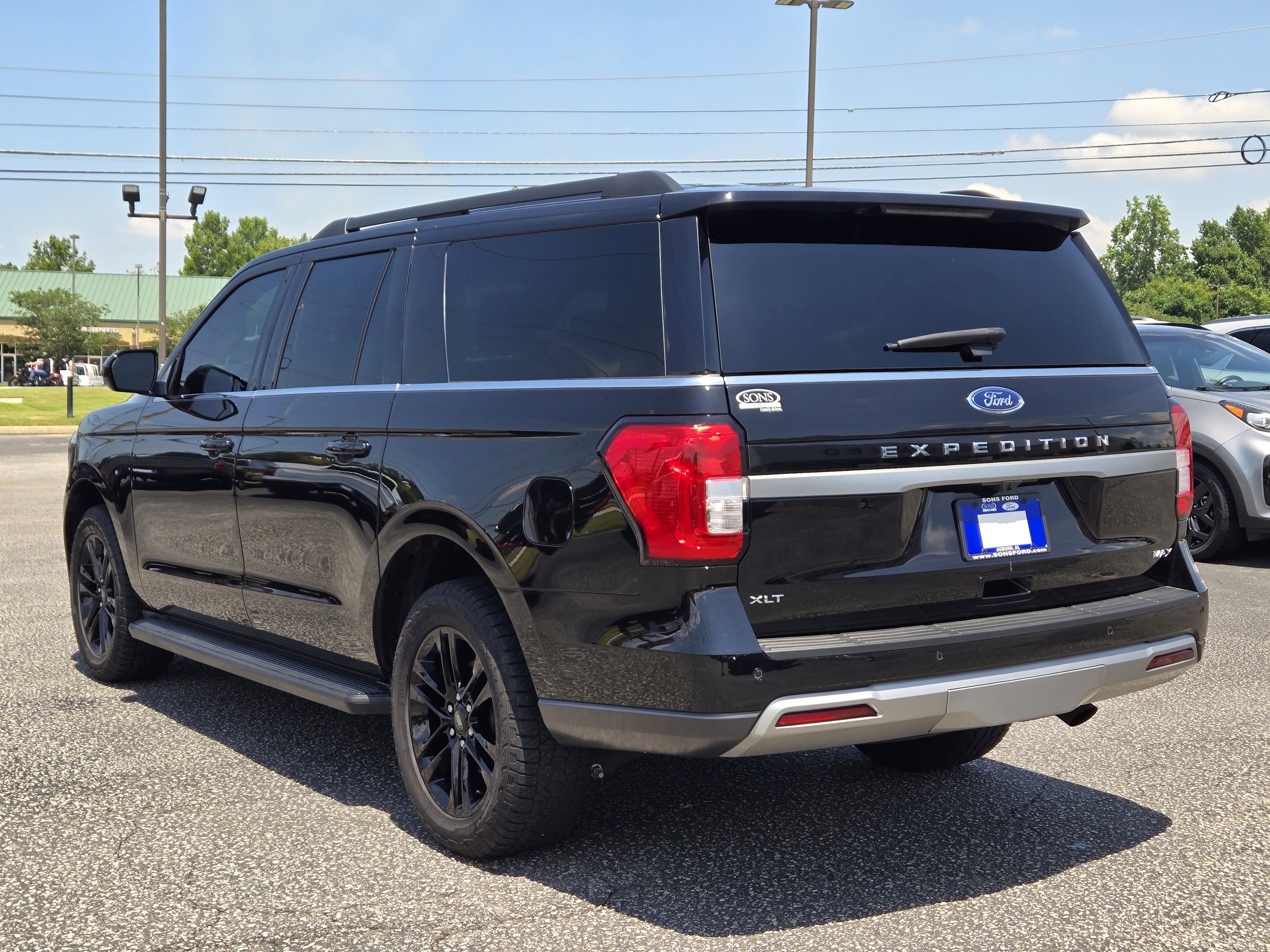 Used 2024 Black Ford XLT image 12