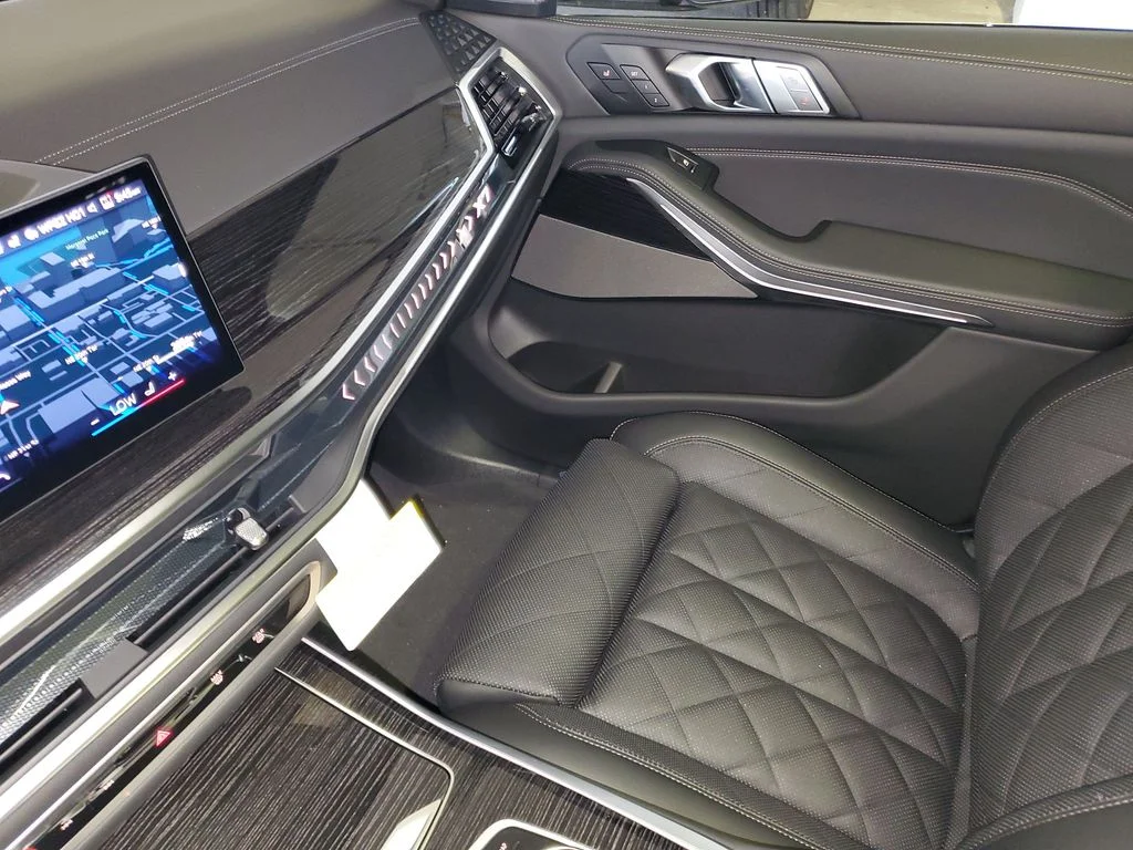 New 2027 Black BMW xDrive40i image 21