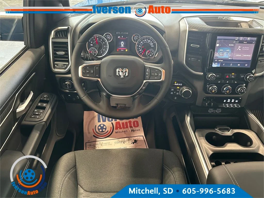 New 2026 Hydro Blue Pearl-Coat Exterior Paint RAM Big Horn/Lone Star image 25
