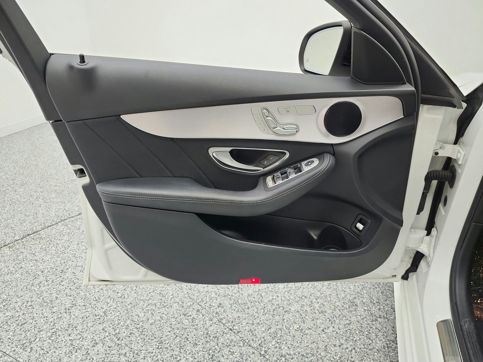 Used 2020 Polar White Mercedes-Benz C 300 Sedan image 12