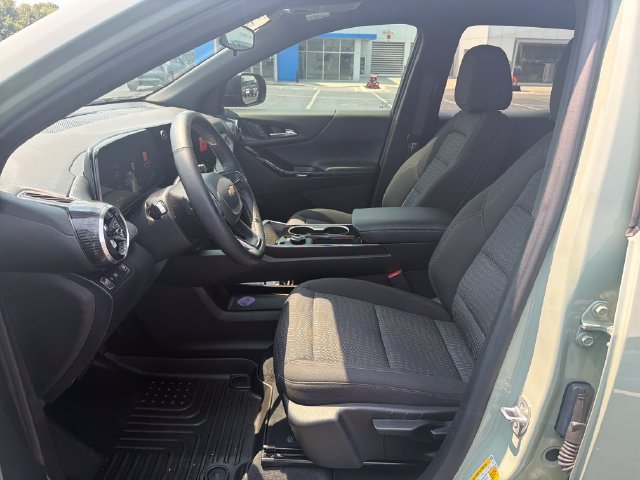 Used 2026 Green Chevrolet LT image 14