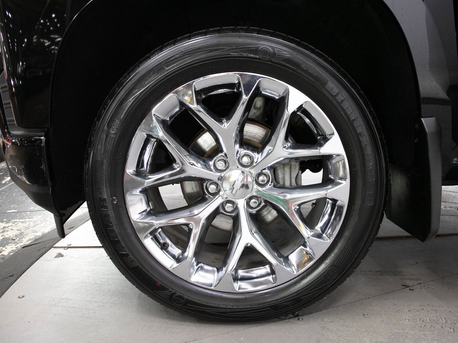 Used 2019 Black Chevrolet RST image 30