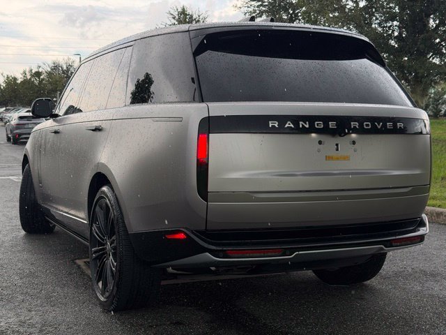 Used 2025 Silver Land Rover Autobiography image 7