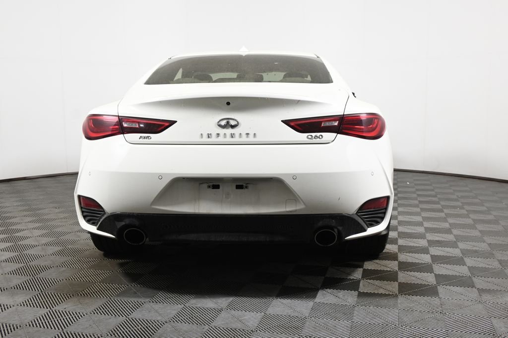 Certified Used 2022 White INFINITI LUXE image 6