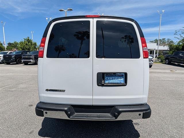 2024 Chevrolet Express Passenger LT - Photo 7
