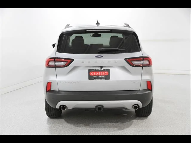 Used 2023 Iconic Silver Ford Platinum image 43