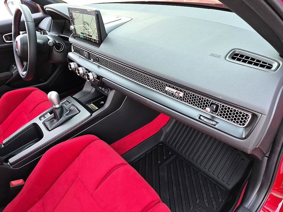 Used 2025 RALLYE RED Honda TYPER image 35