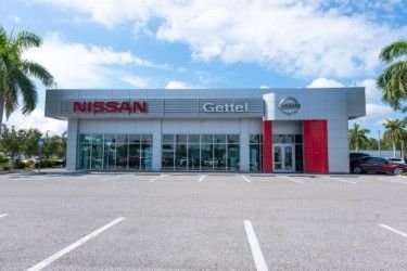 Certified Used 2022 Silver Nissan SV image 11