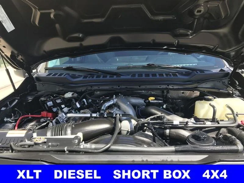 Used 2023 Carbonized Gray Metallic Ford XLT image 2