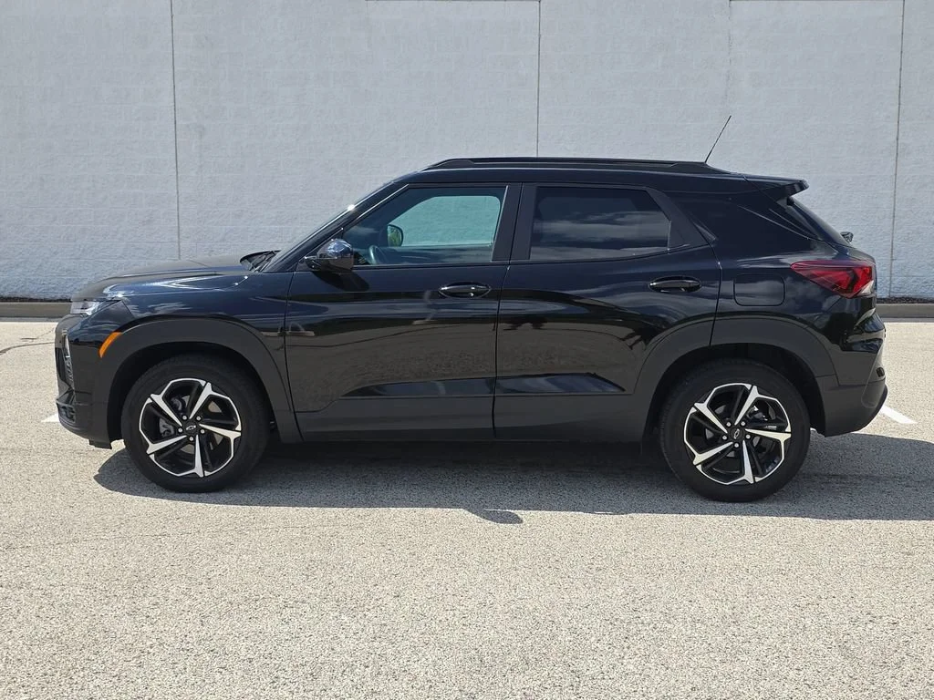 Used 2023 MOSAIC BLACK METALLIC Chevrolet RS image 10