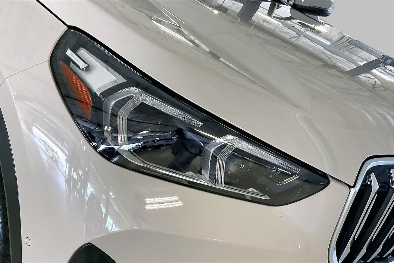 New 2026 Dune Grey Metallic BMW xDrive28i image 13