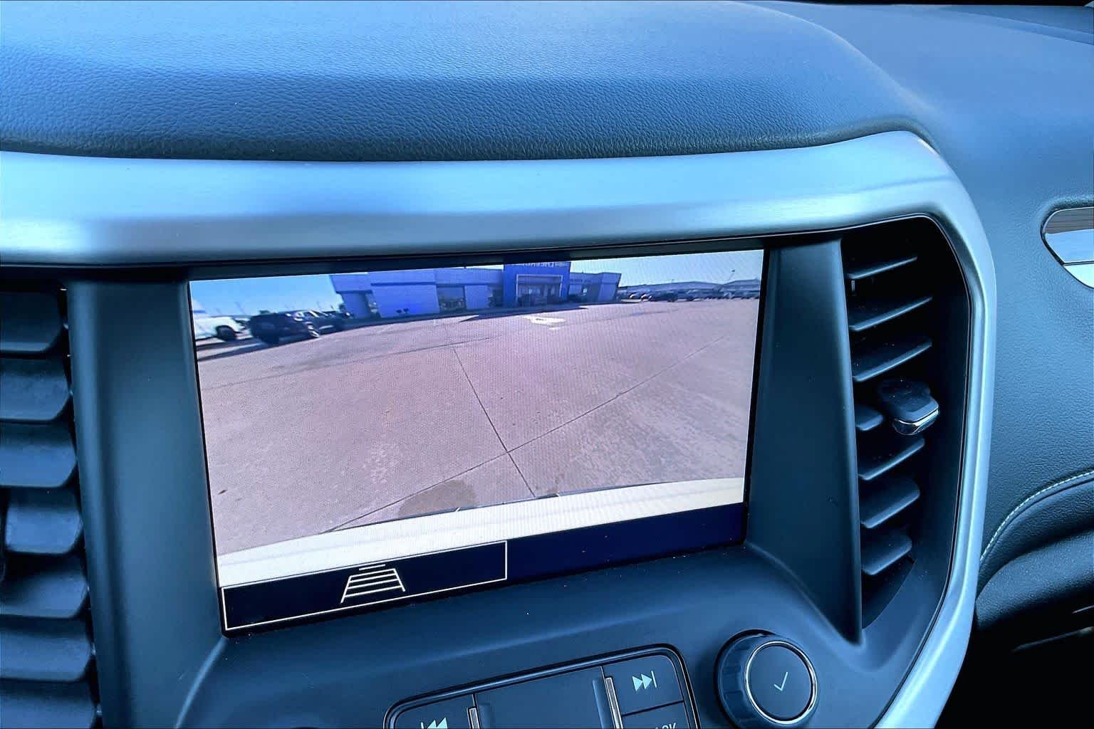 2023 GMC Acadia SLE - Photo 26