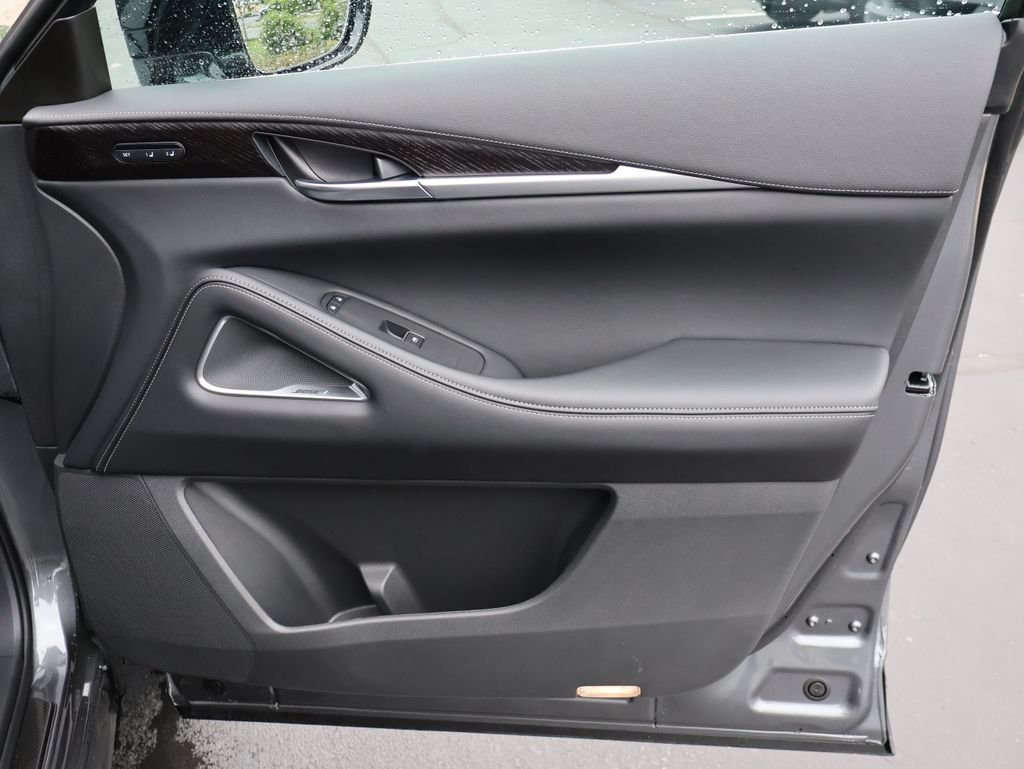 Used 2025 Graphite Shadow INFINITI Sensory image 13