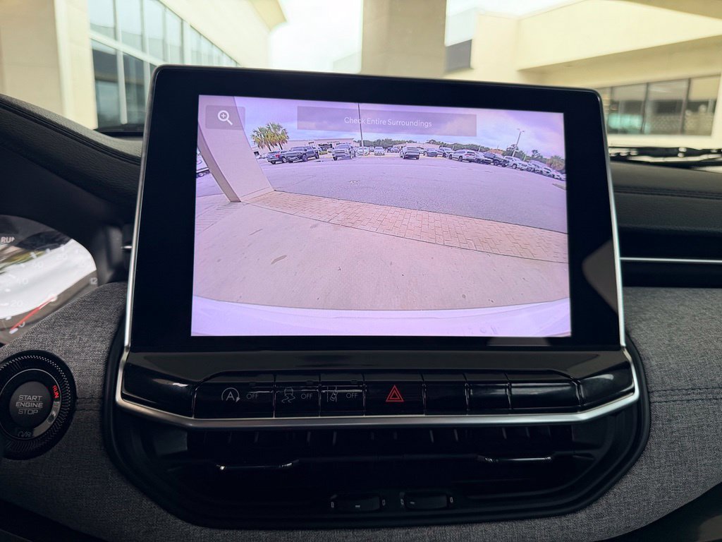 Used 2023 White Jeep Sport image 25