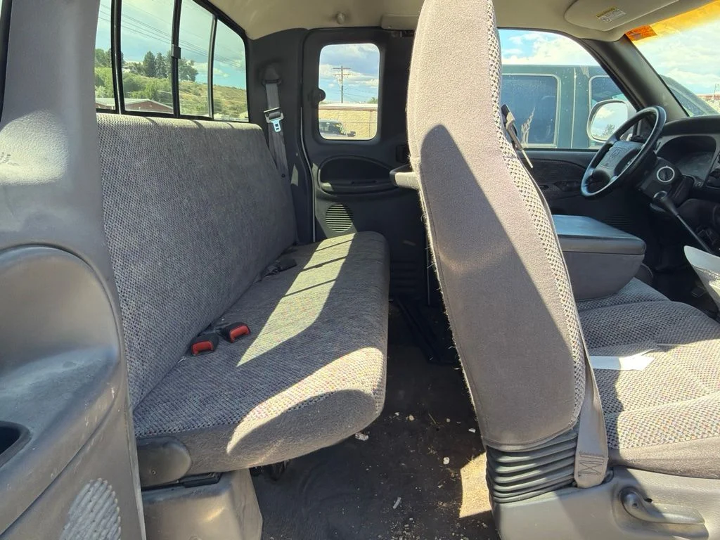 Used 1999 Bright White Clear Coat Dodge SPORT image 15