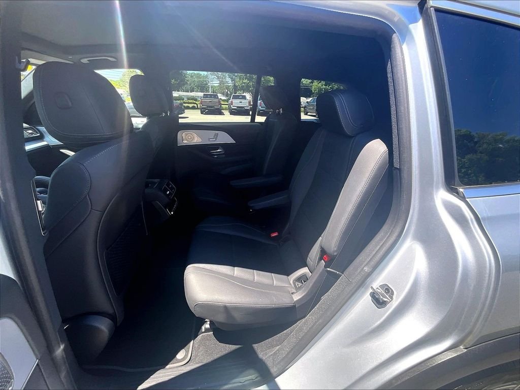 Used 2025 White Mercedes-Benz GLS 450 image 15