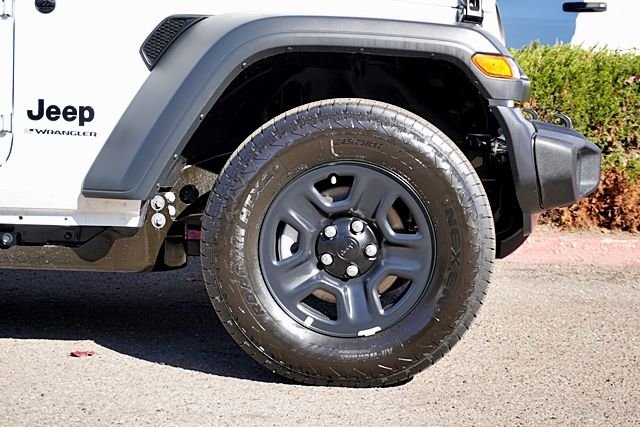 New 2026 Bright White Clear-Coat Exterior Paint Jeep Sport image 8