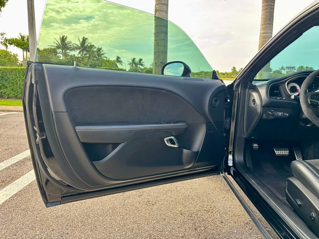 2018 Dodge Challenger SRT - Photo 17