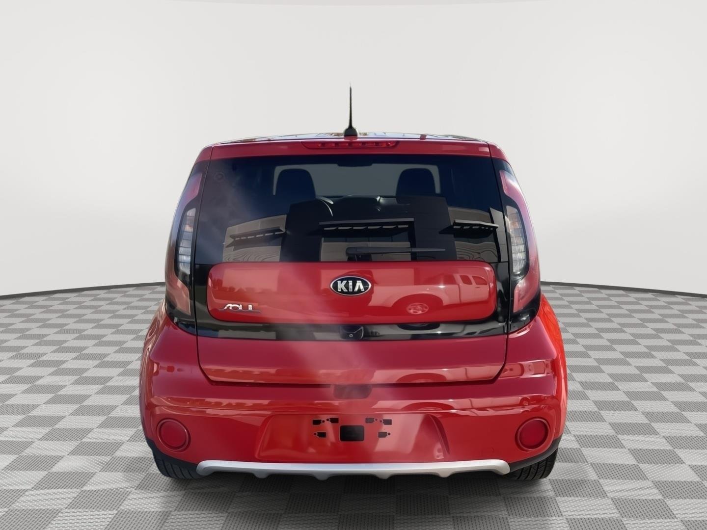 Used 2017 Inferno Red Kia + image 14
