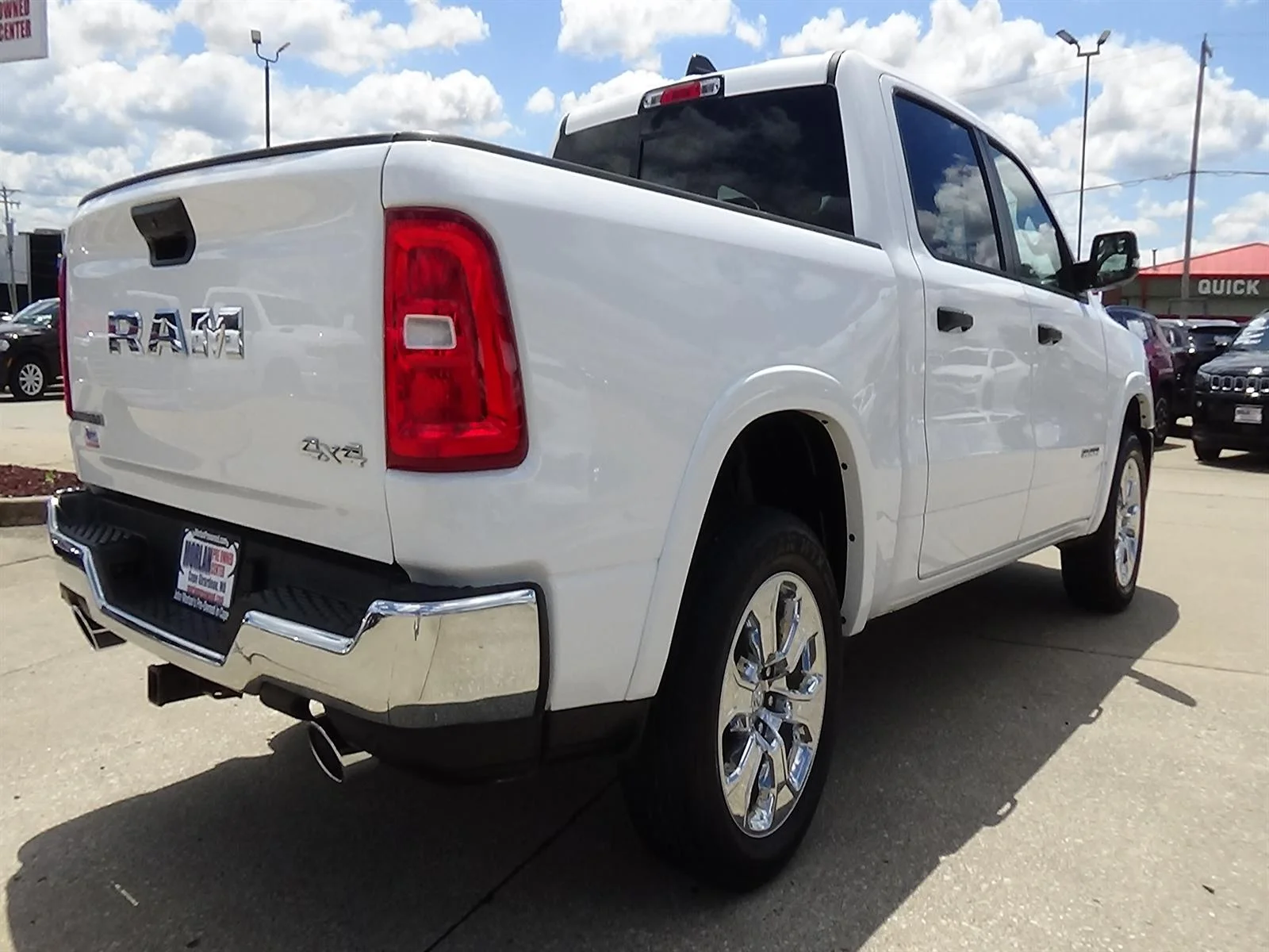 Certified Used 2025 Bright White Clear Coat (pw7) RAM Big Horn image 6