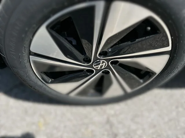 New 2026 Gray Volkswagen 1.5T SE image 11
