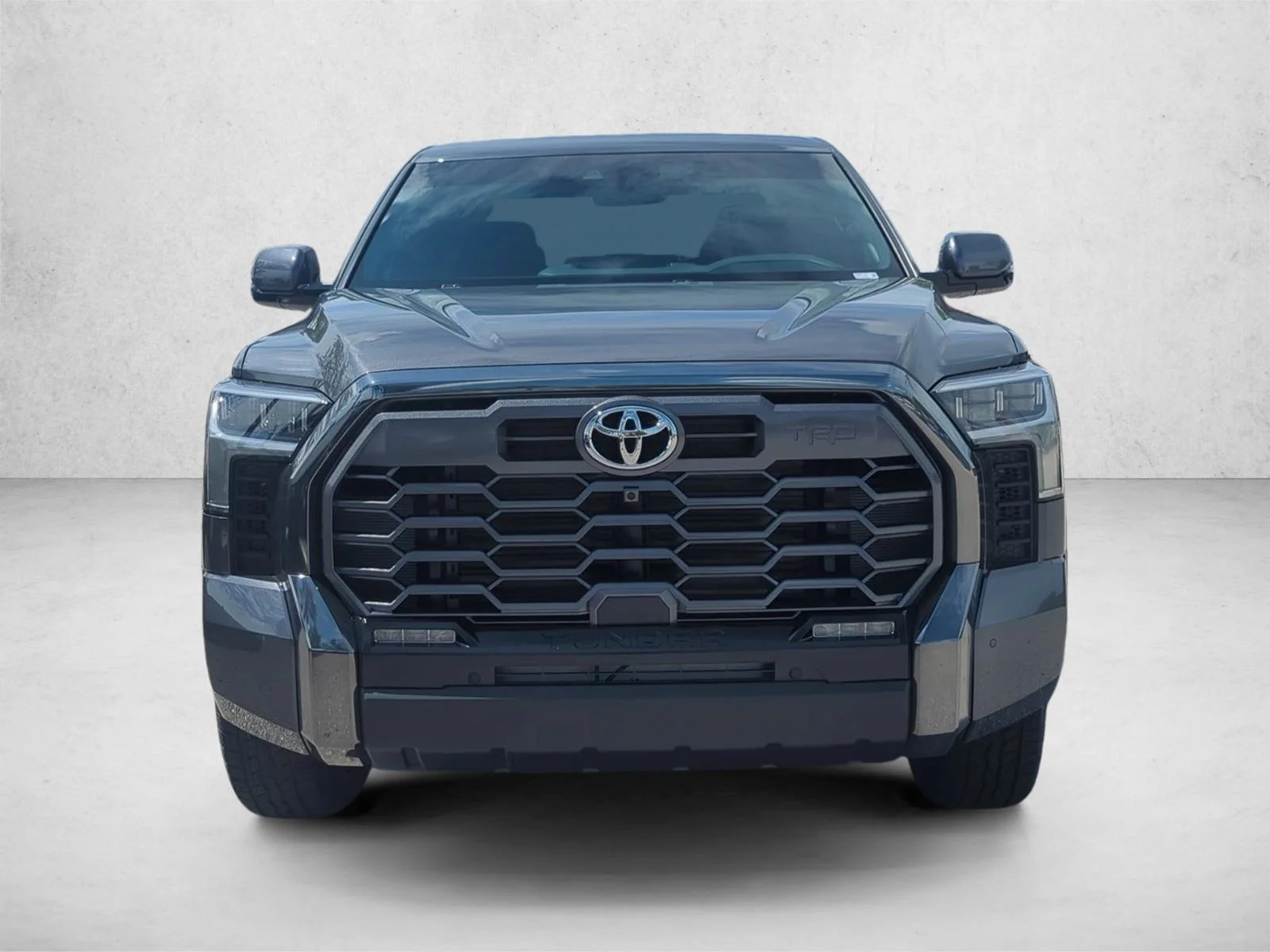 Used 2026 Magnetic Gray Meta Toyota Platinum image 2
